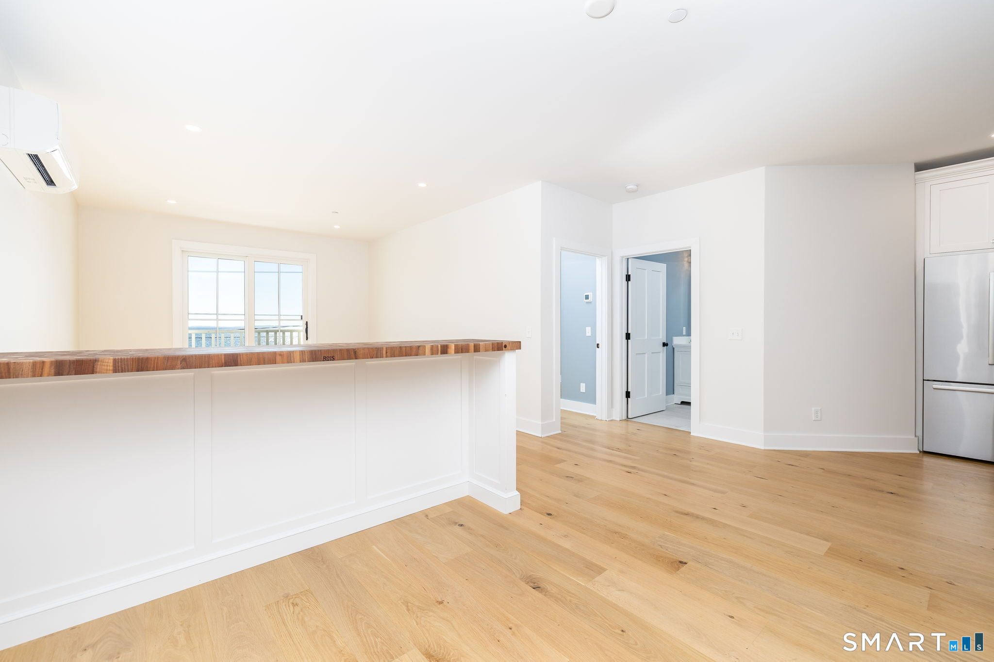 185 Main Street East Lyme CT 06357