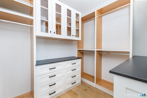 185 Main Street East Lyme CT 06357