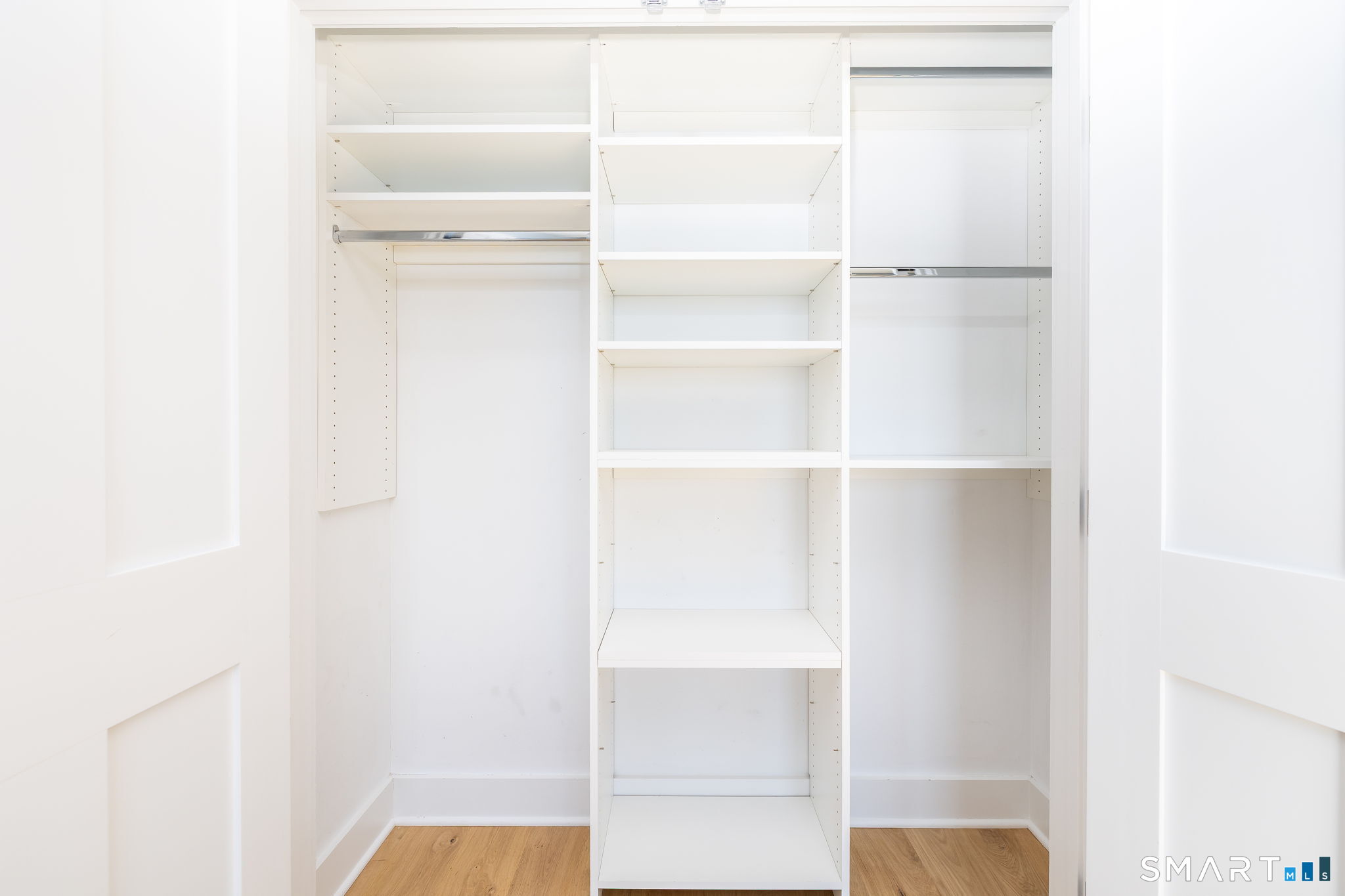 185 Main Street East Lyme CT 06357