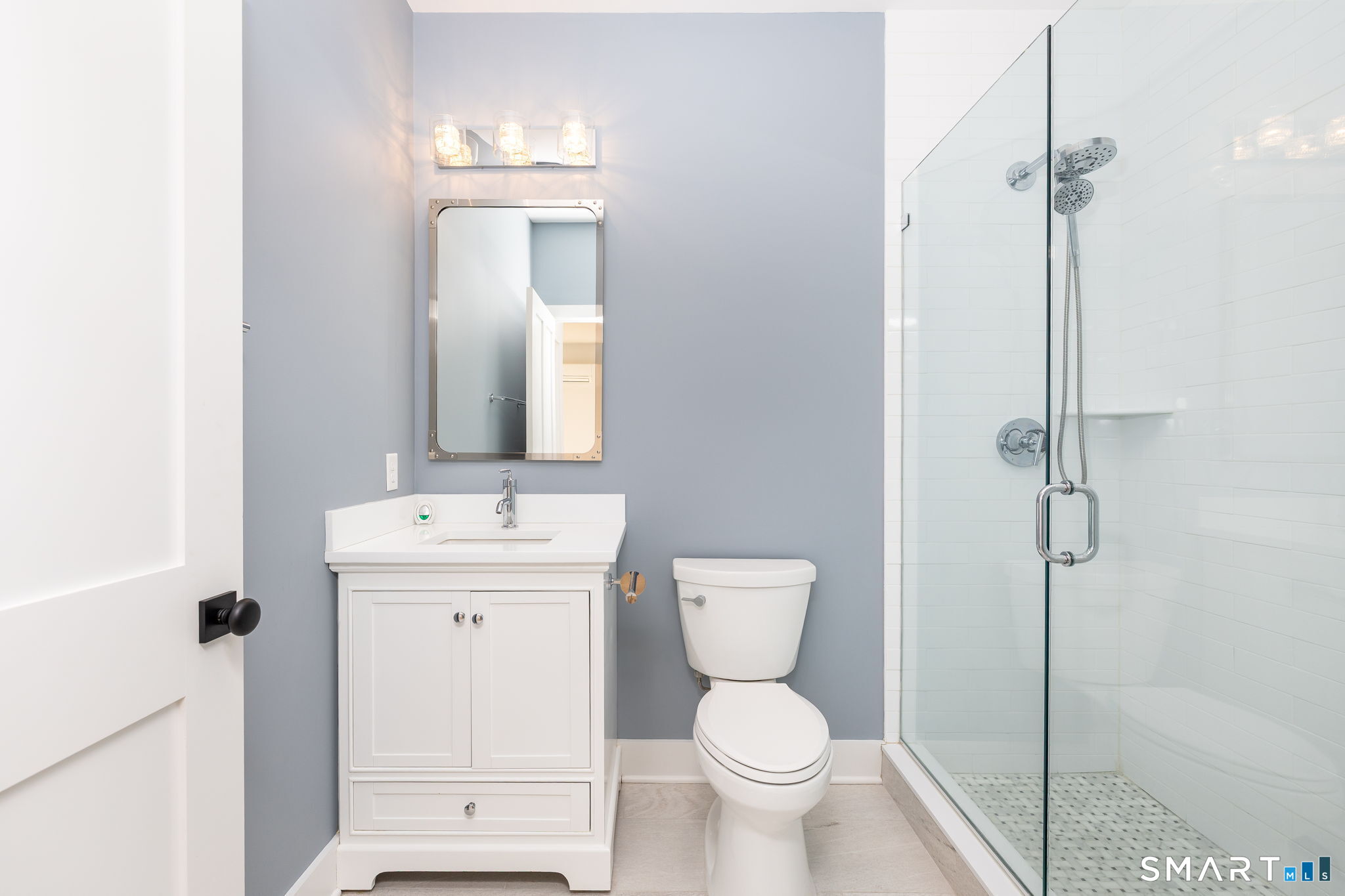 185 Main Street East Lyme CT 06357