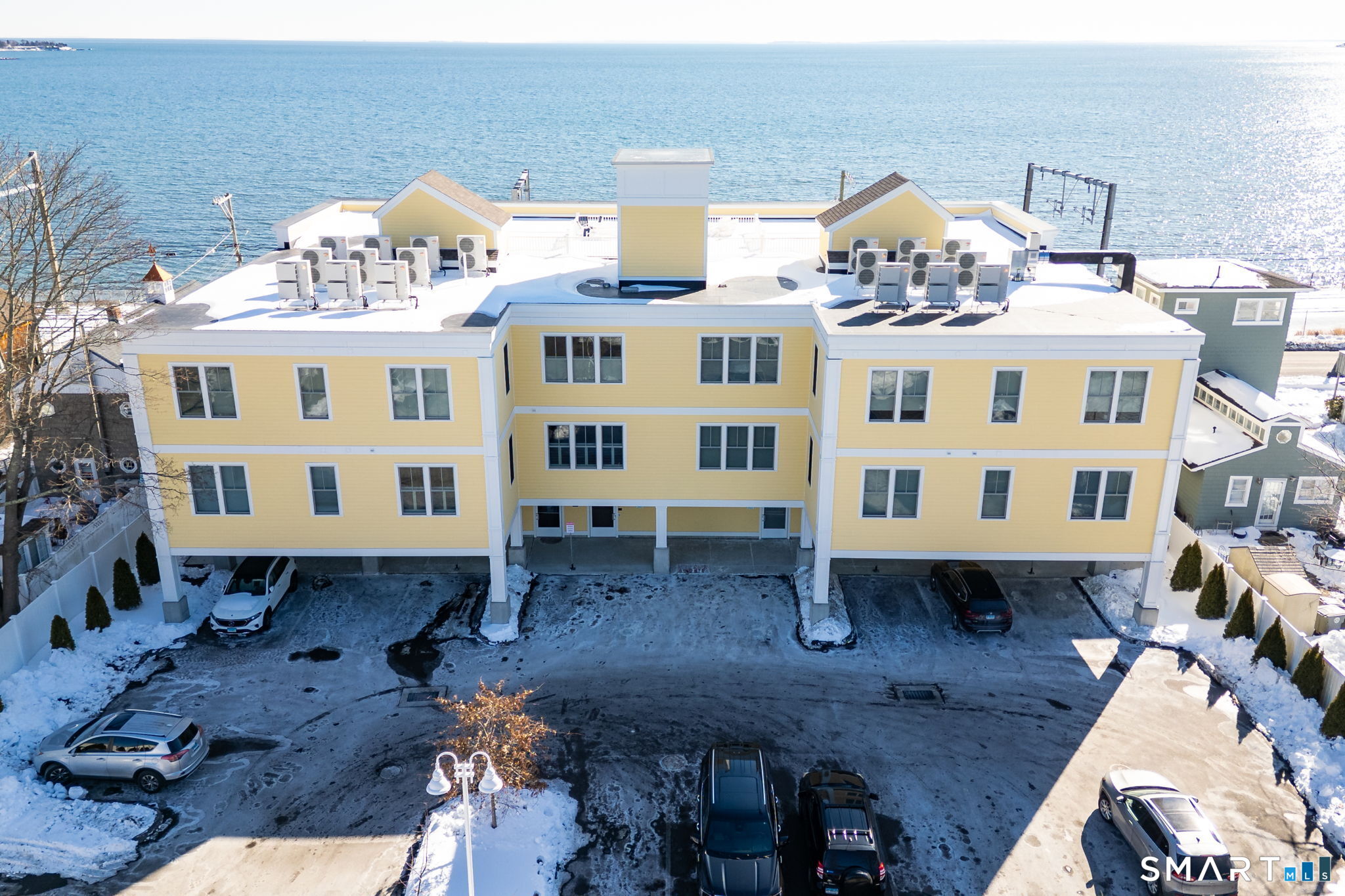 185 Main Street East Lyme CT 06357