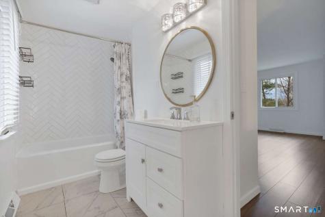 92 Spring Lane Suffield CT 06078
