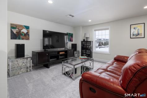 1 Arrowwood Court Middlebury CT 06762
