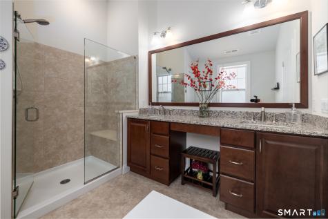 1 Arrowwood Court Middlebury CT 06762