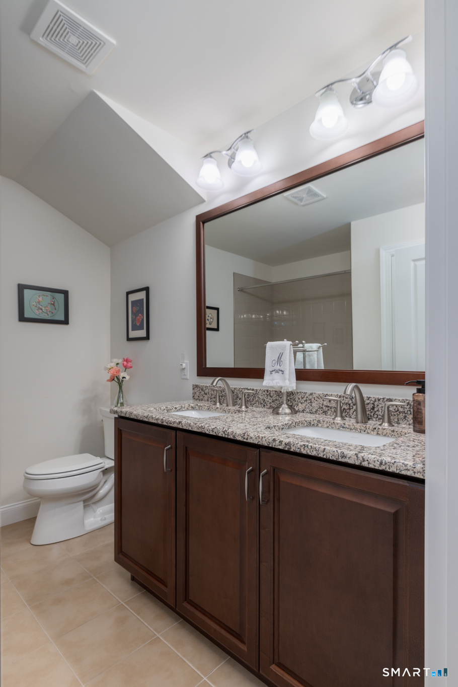 1 Arrowwood Court Middlebury CT 06762