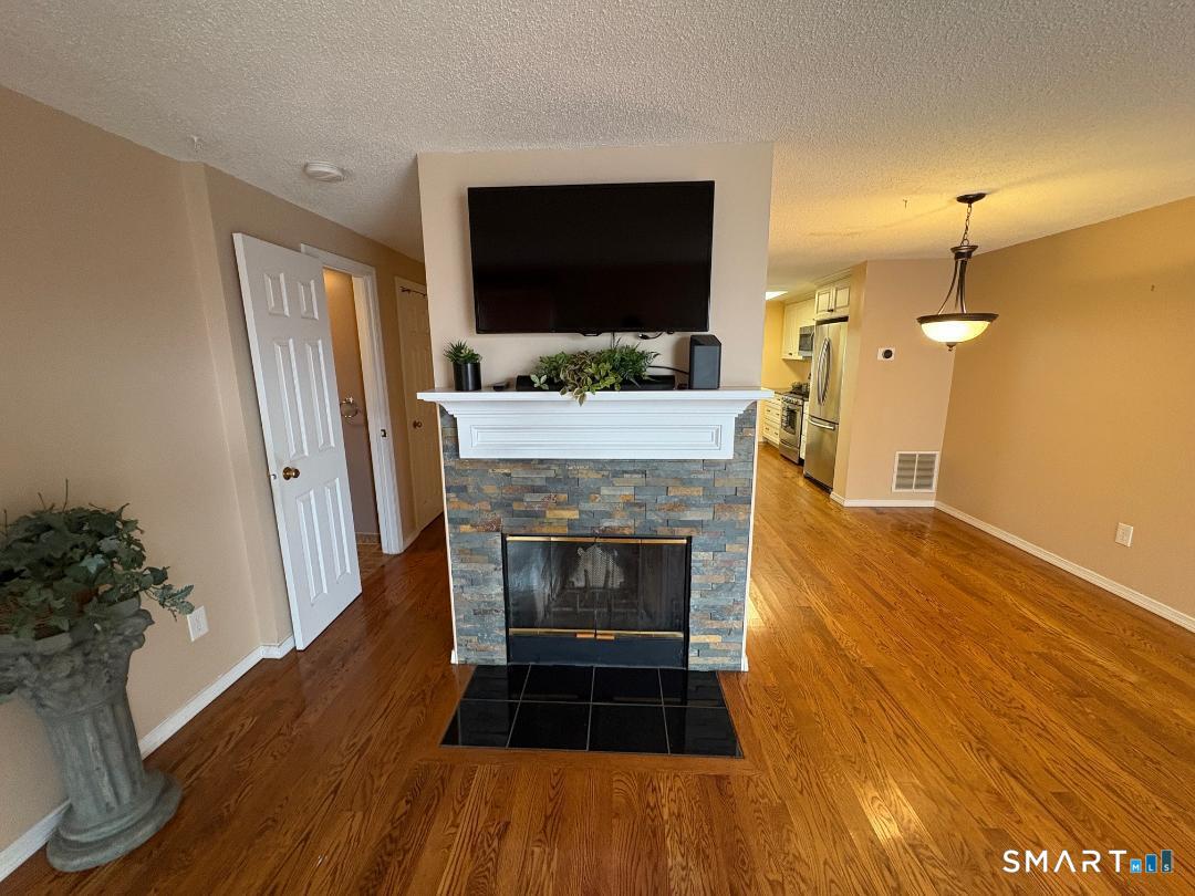 3227 East Main Street Waterbury CT 06705