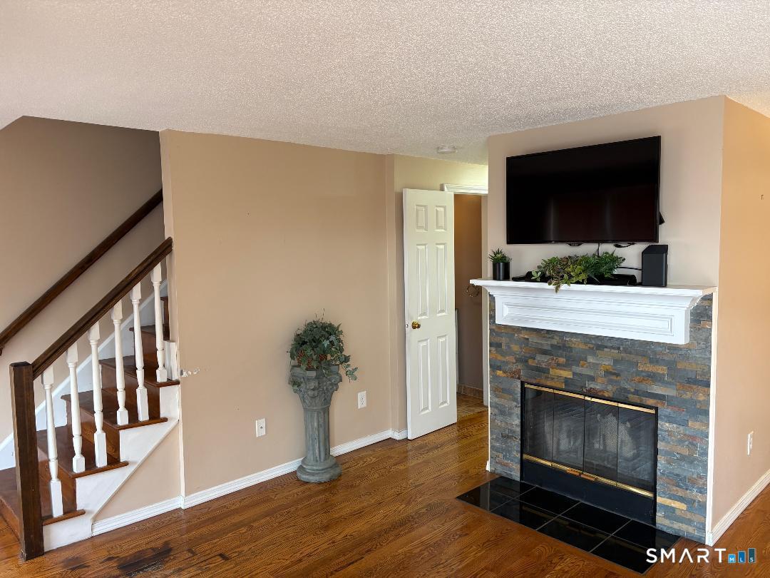 3227 East Main Street Waterbury CT 06705