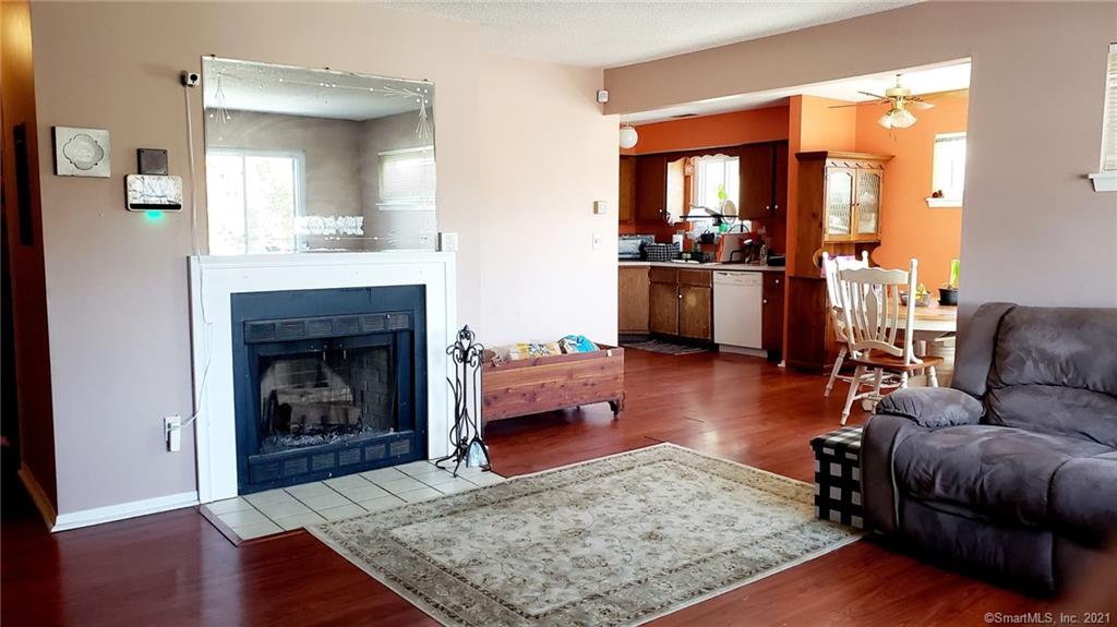 81 Main Street Branford CT 06405