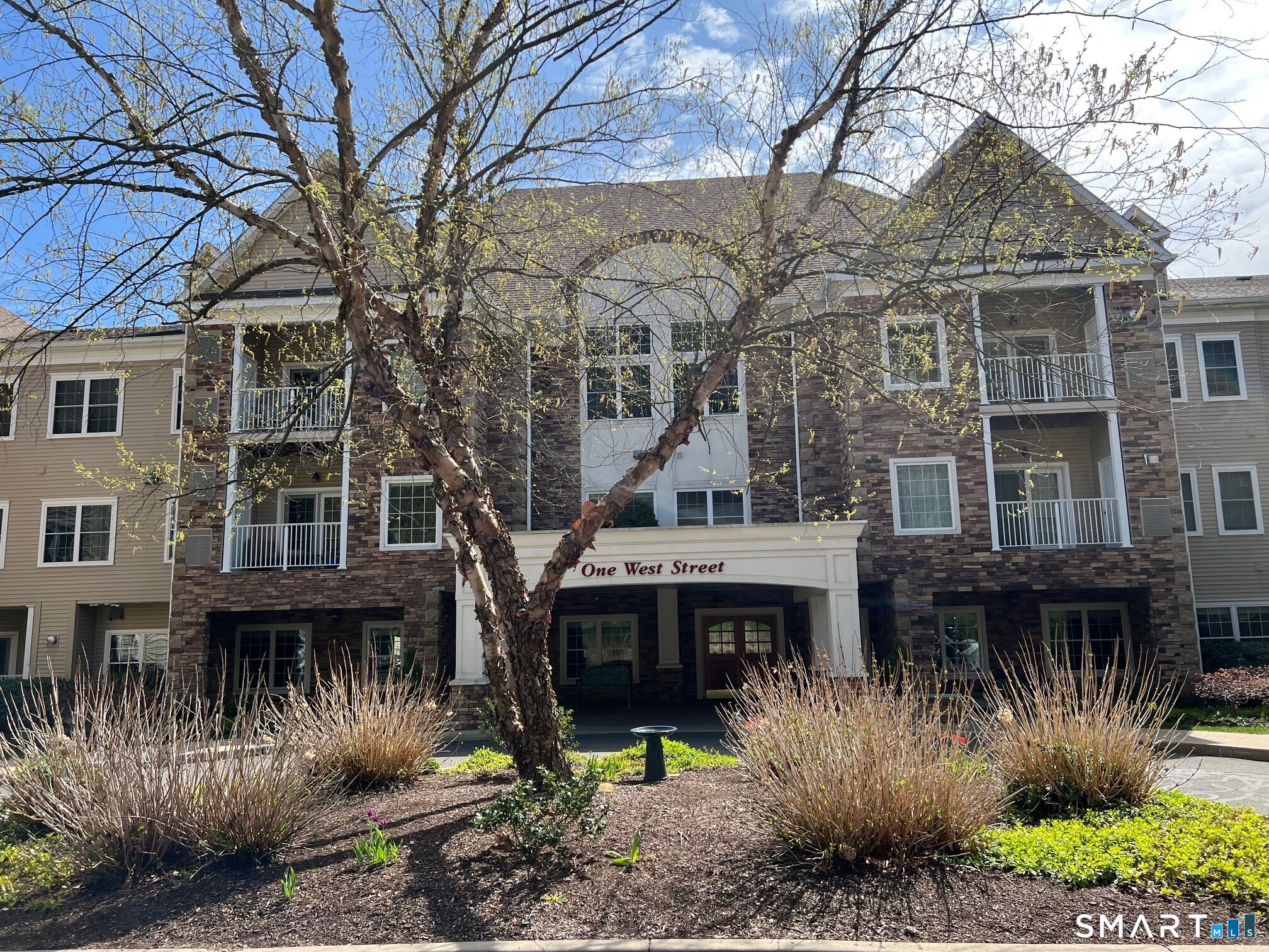 1 West Street Simsbury CT 06070