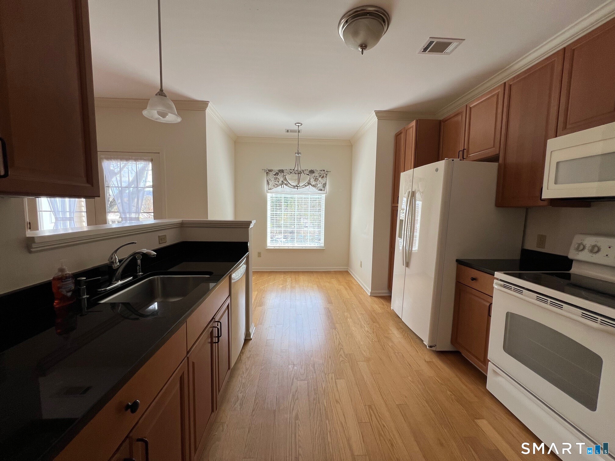1 West Street Simsbury CT 06070