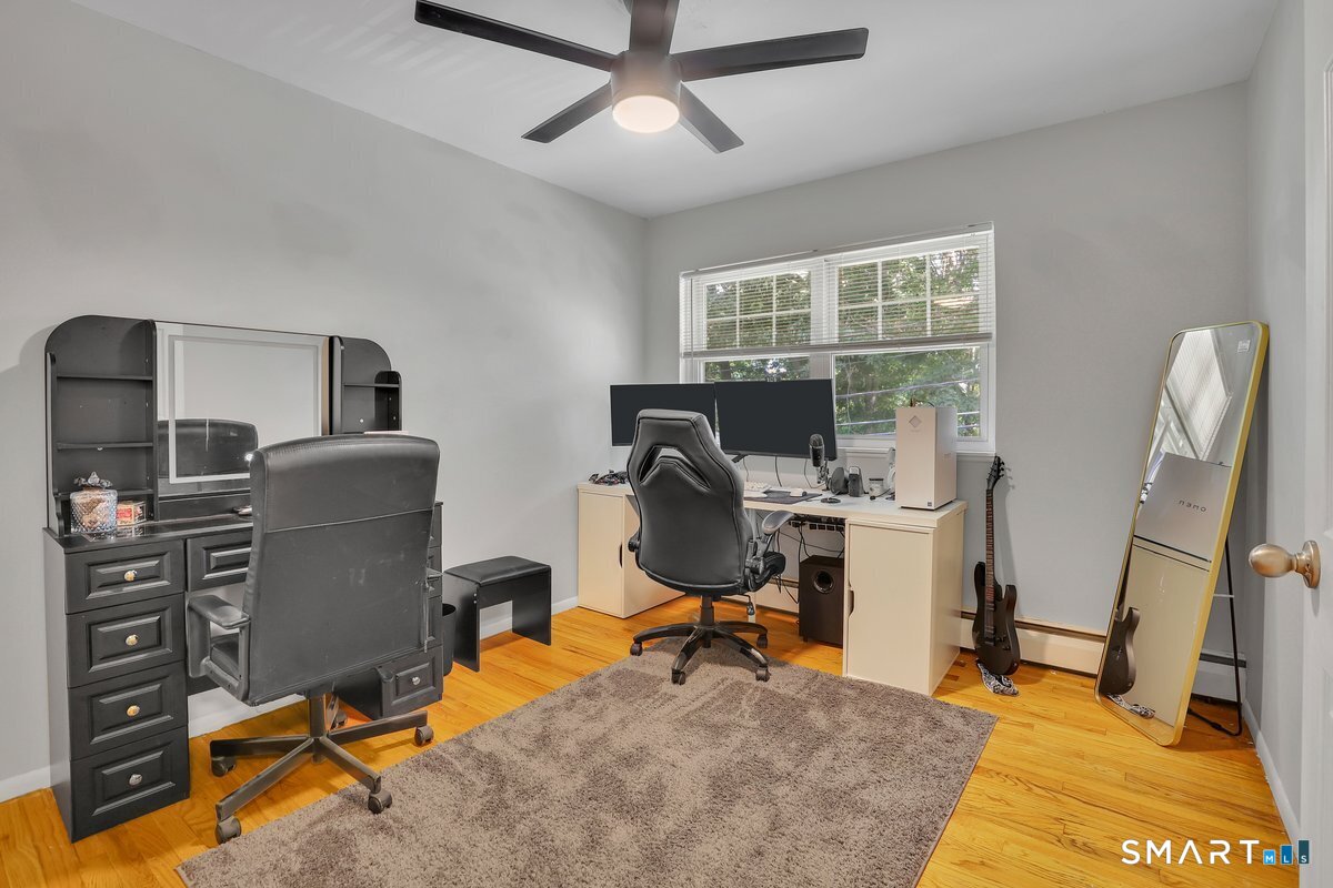 24 Woodward Avenue New Haven CT 06512