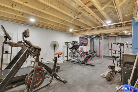 24 Woodward Avenue New Haven CT 06512