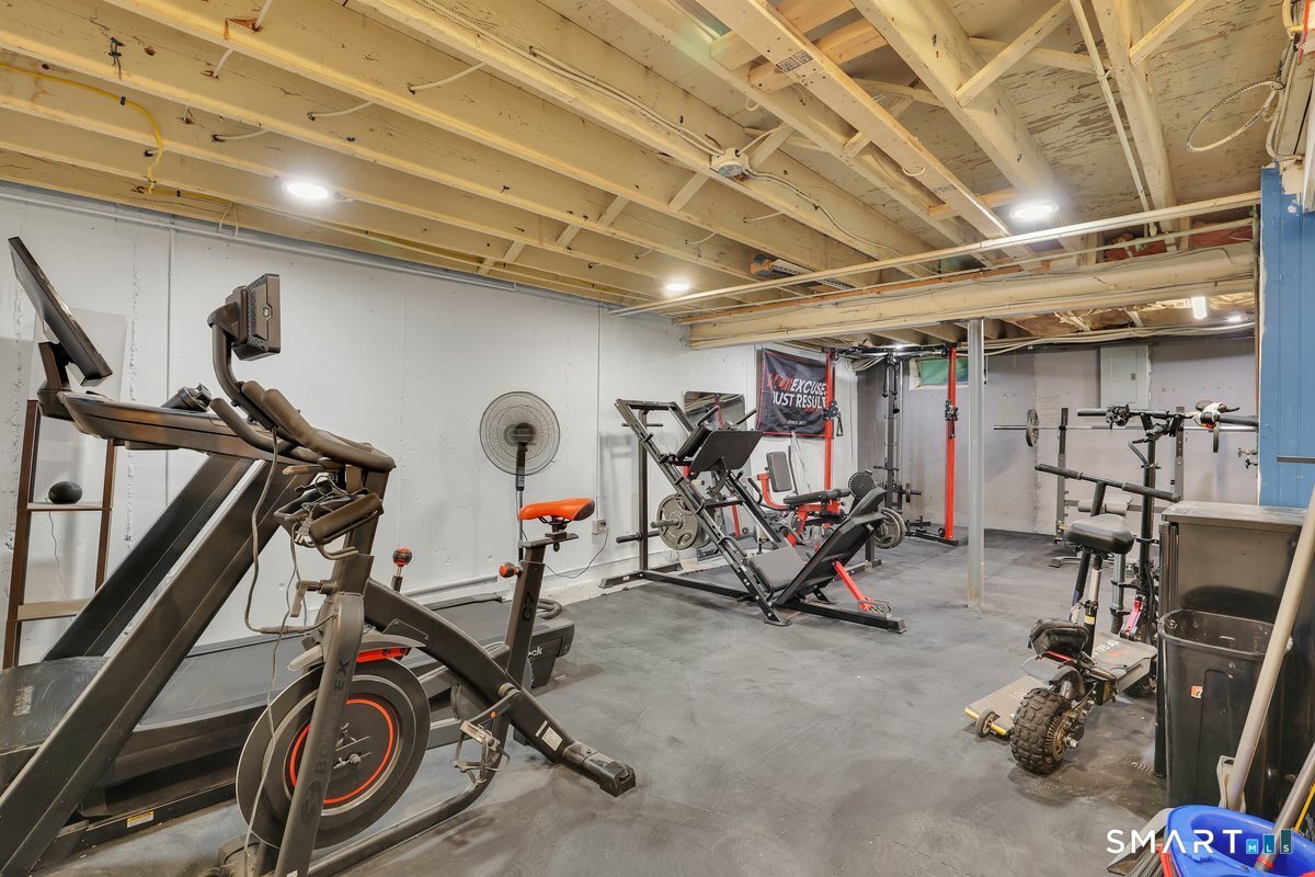 24 Woodward Avenue New Haven CT 06512
