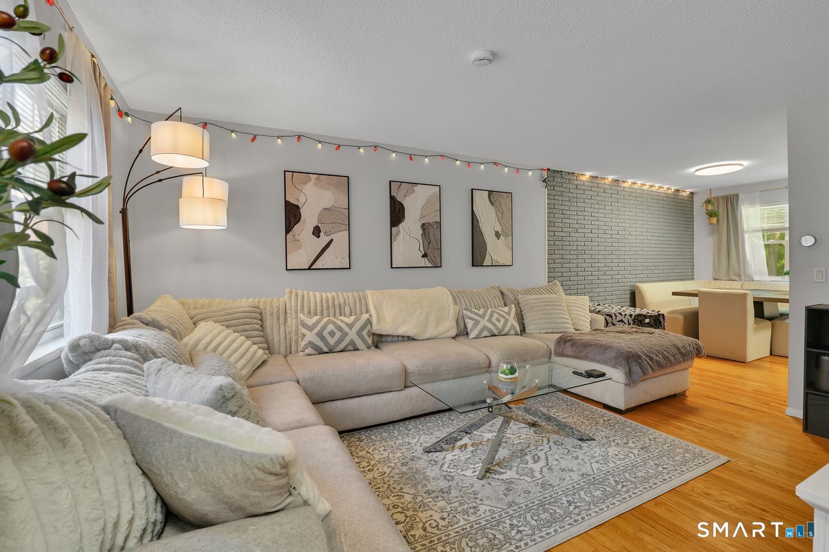 24 Woodward Avenue New Haven CT 06512