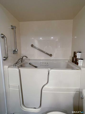397 Heritage Village Southbury CT 06488