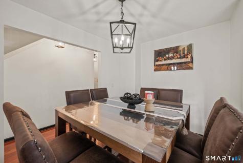 1561 East Main Street Meriden CT 06450