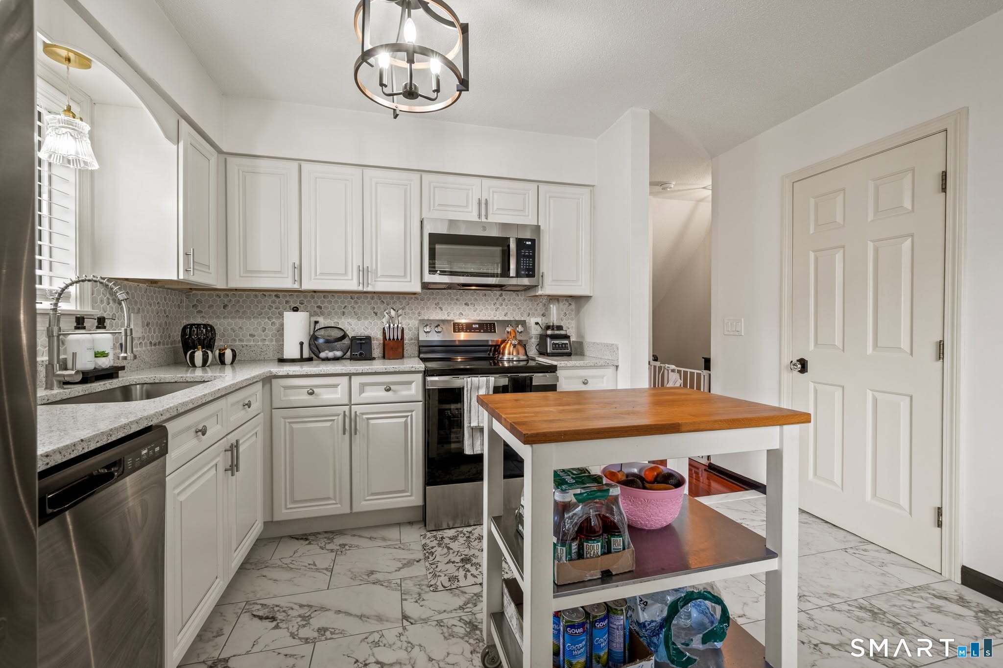 1561 East Main Street Meriden CT 06450