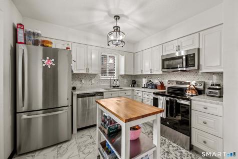1561 East Main Street Meriden CT 06450