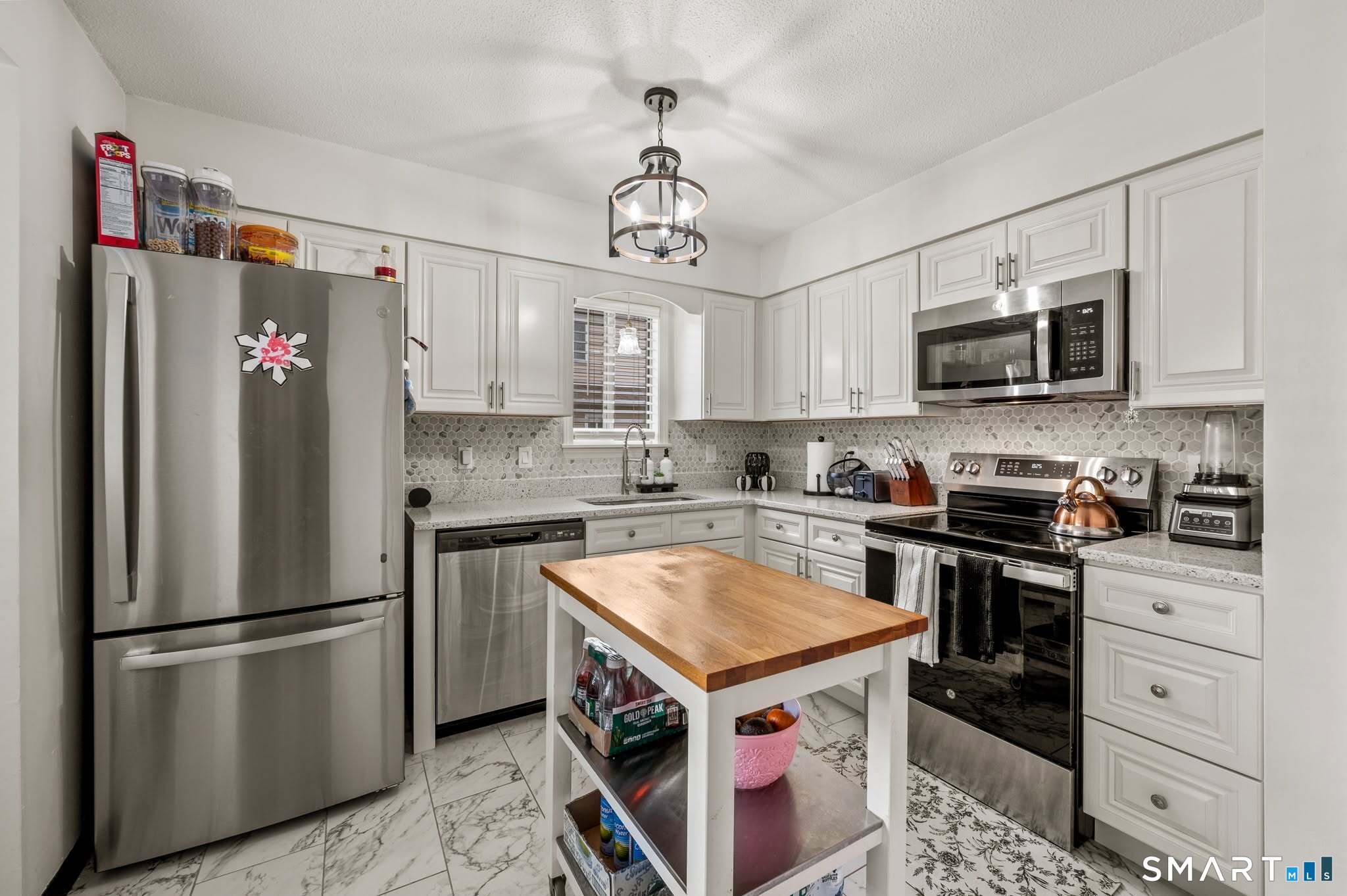 1561 East Main Street Meriden CT 06450