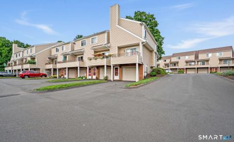 1561 East Main Street Meriden CT 06450