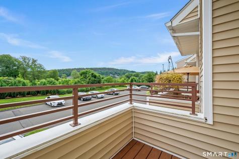 1561 East Main Street Meriden CT 06450