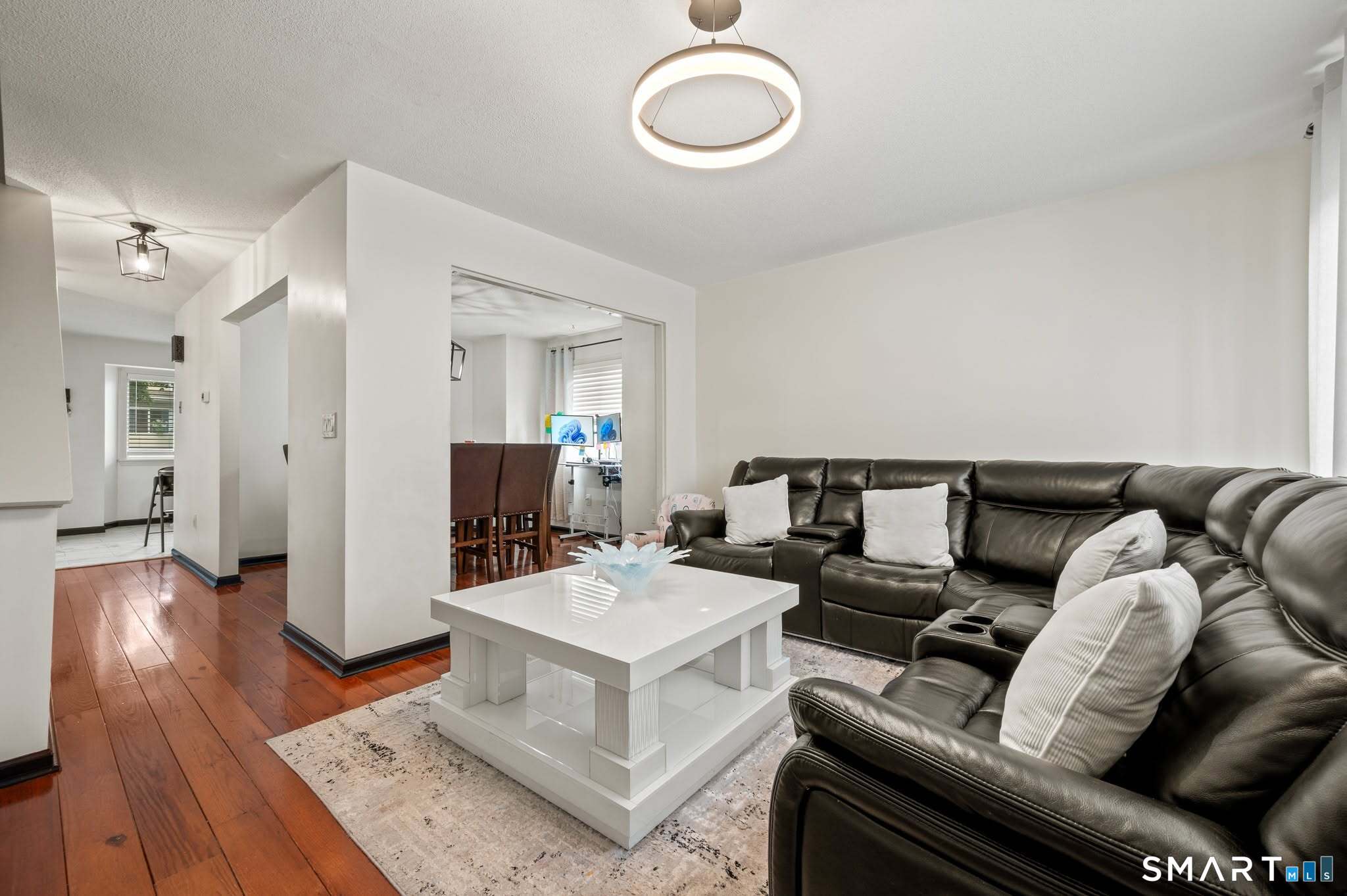 1561 East Main Street Meriden CT 06450