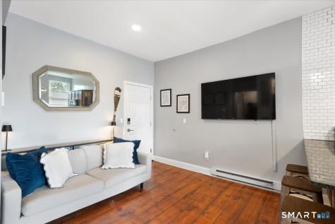 5 Hundley Court Stamford CT 06902