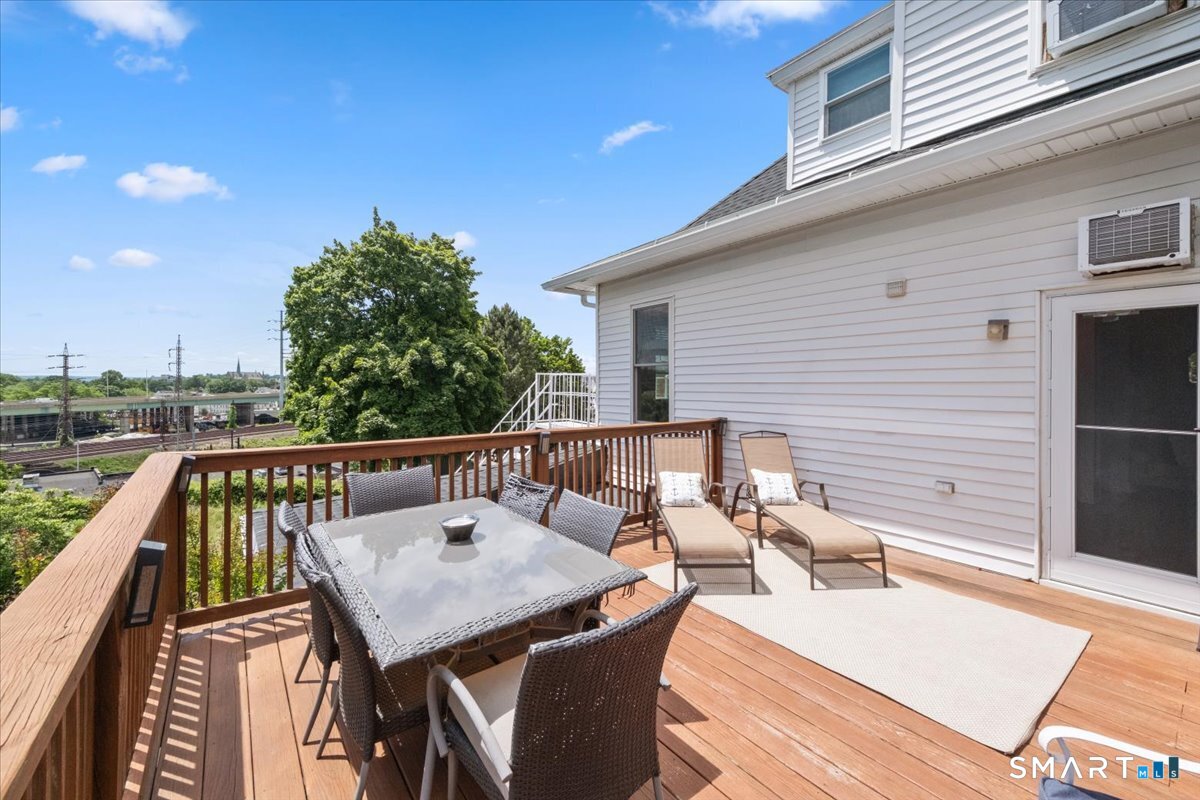 5 Hundley Court Stamford CT 06902