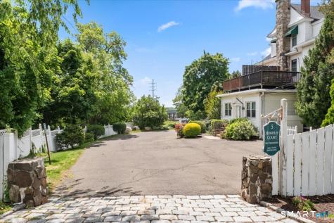 5 Hundley Court Stamford CT 06902