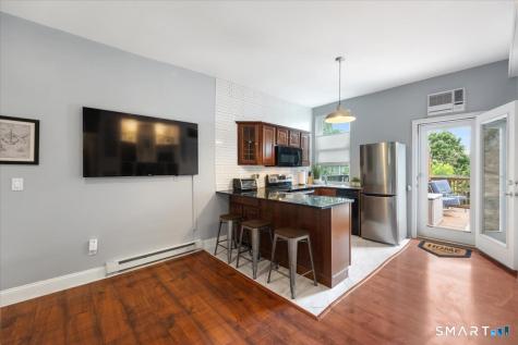 5 Hundley Court Stamford CT 06902