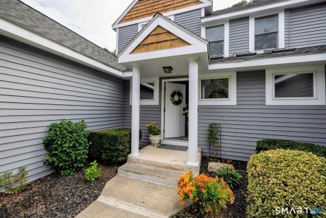 40 Riverwalk Drive Simsbury CT 06089