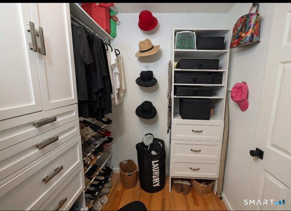 40 Riverwalk Drive Simsbury CT 06089