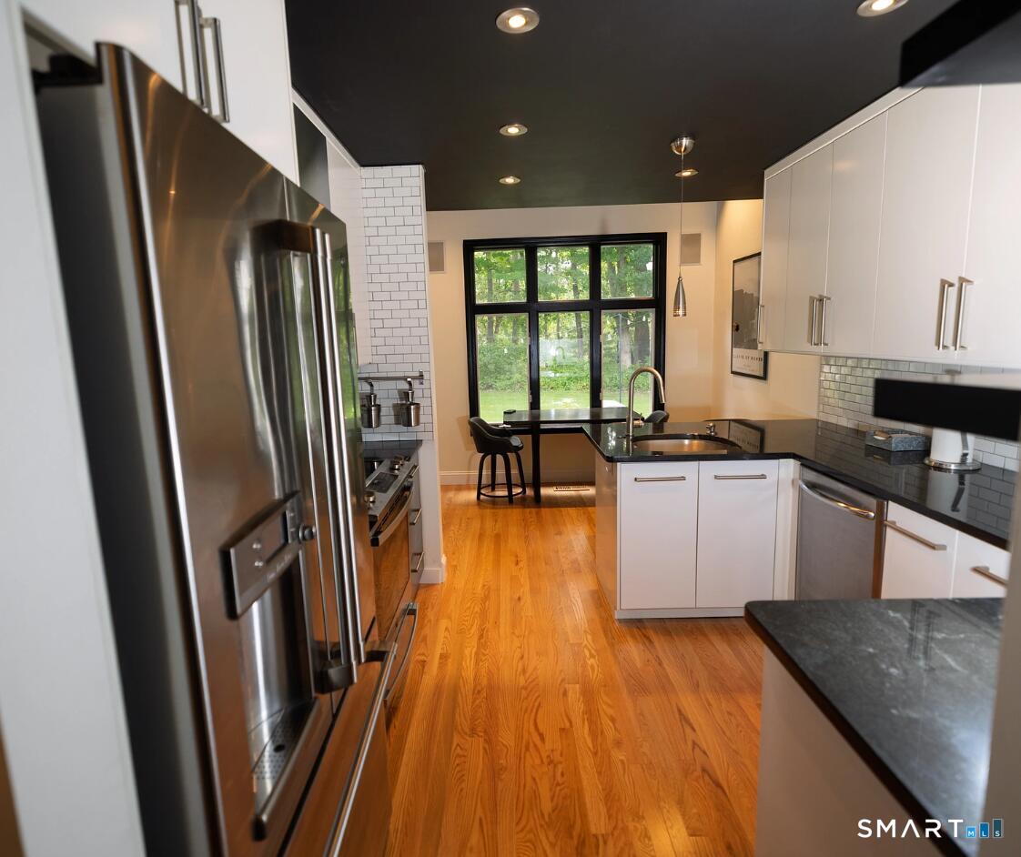 40 Riverwalk Drive Simsbury CT 06089
