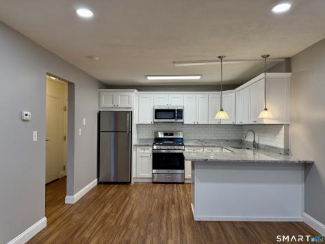 1168 Main Street Stratford CT 06615