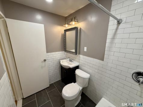 1168 Main Street Stratford CT 06615