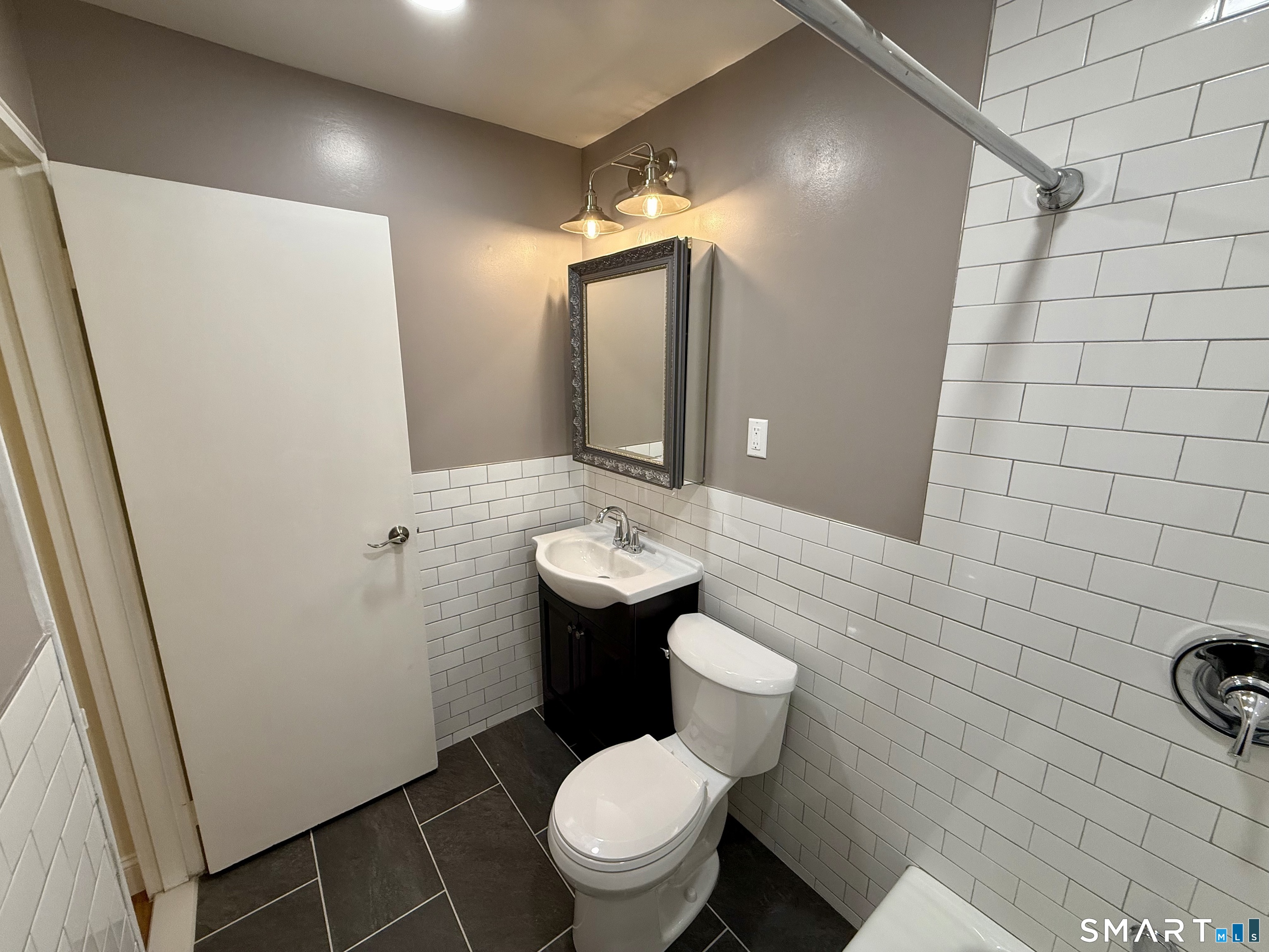 1168 Main Street Stratford CT 06615