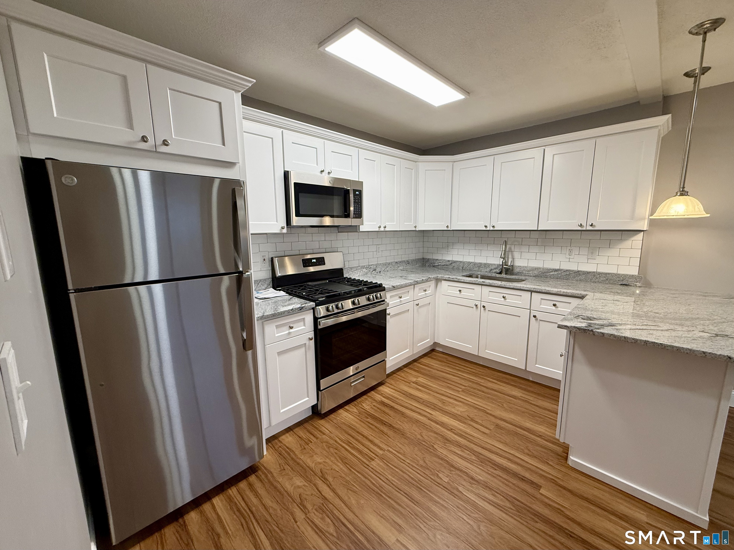 1168 Main Street Stratford CT 06615