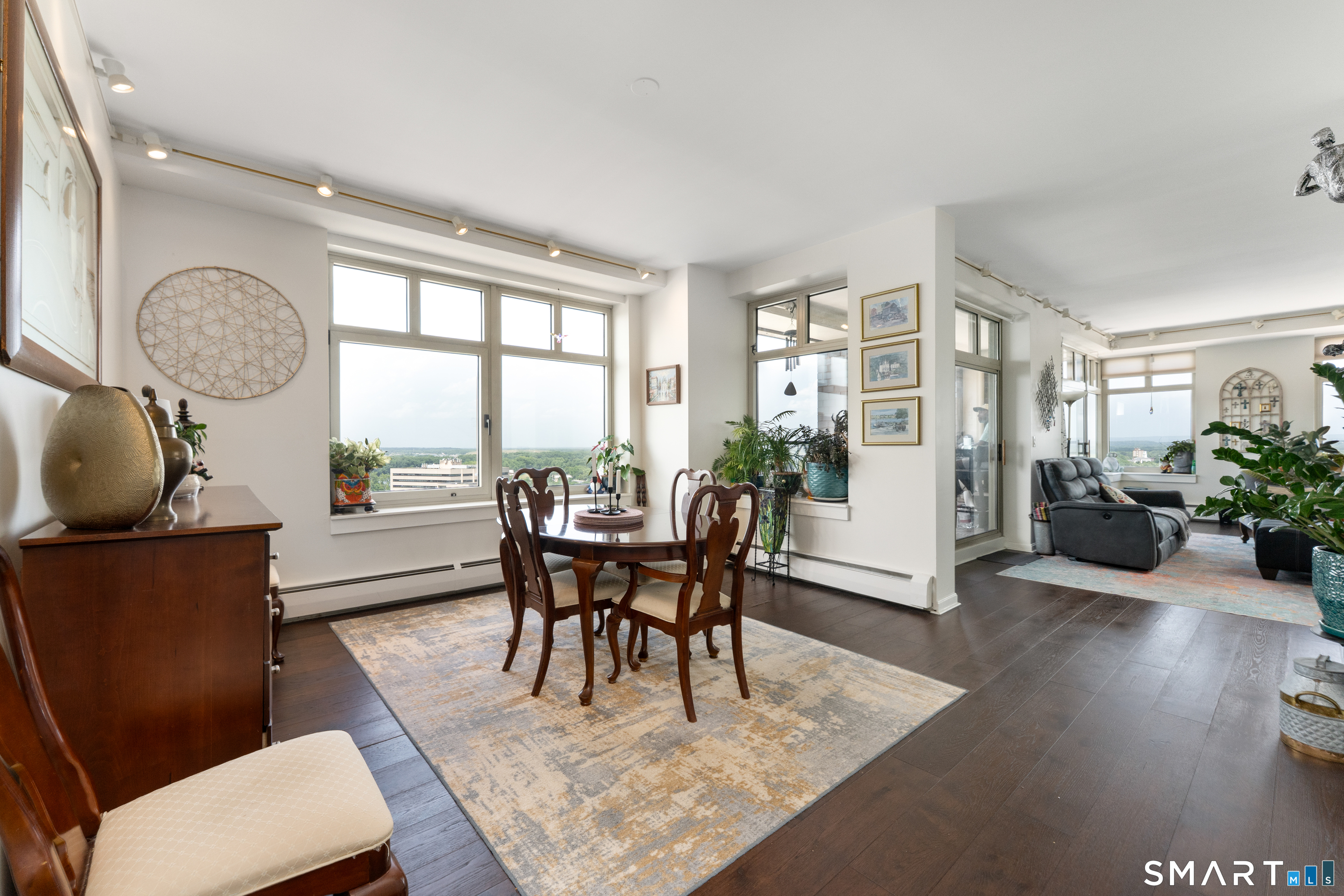 235 East River Drive East Hartford CT 06108