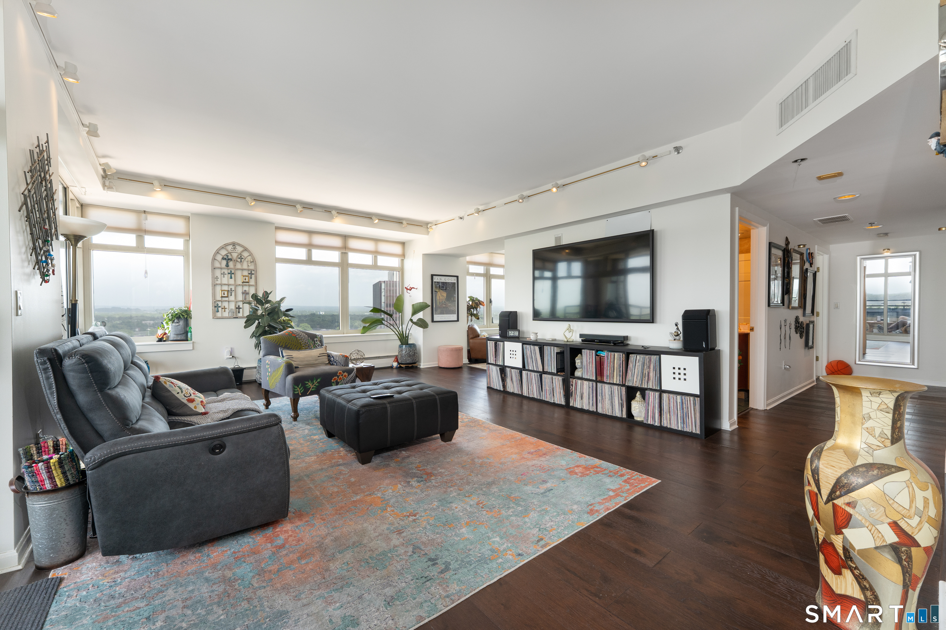 235 East River Drive East Hartford CT 06108