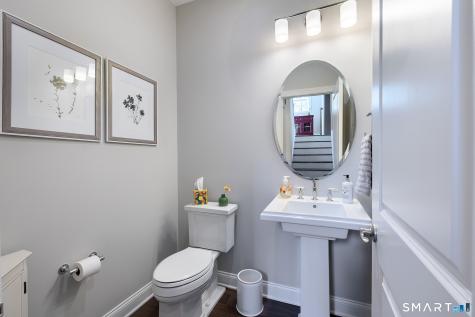 39 Brentwood Circle Danbury CT 06810