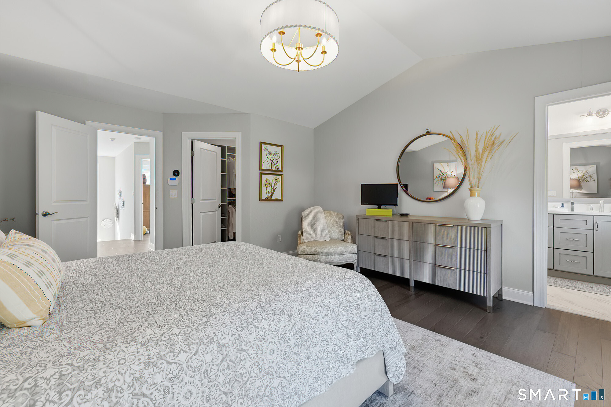 39 Brentwood Circle Danbury CT 06810