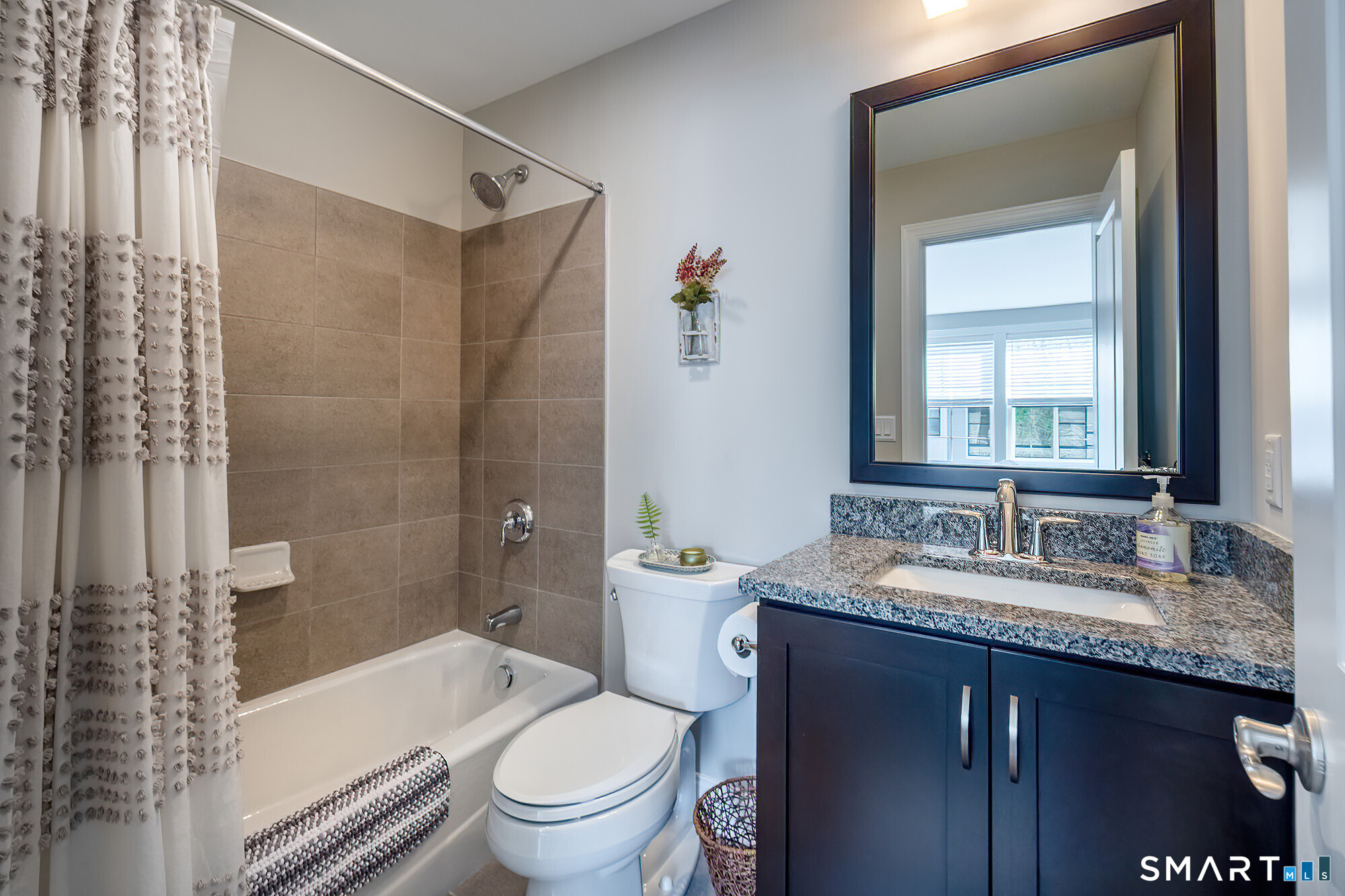 39 Brentwood Circle Danbury CT 06810