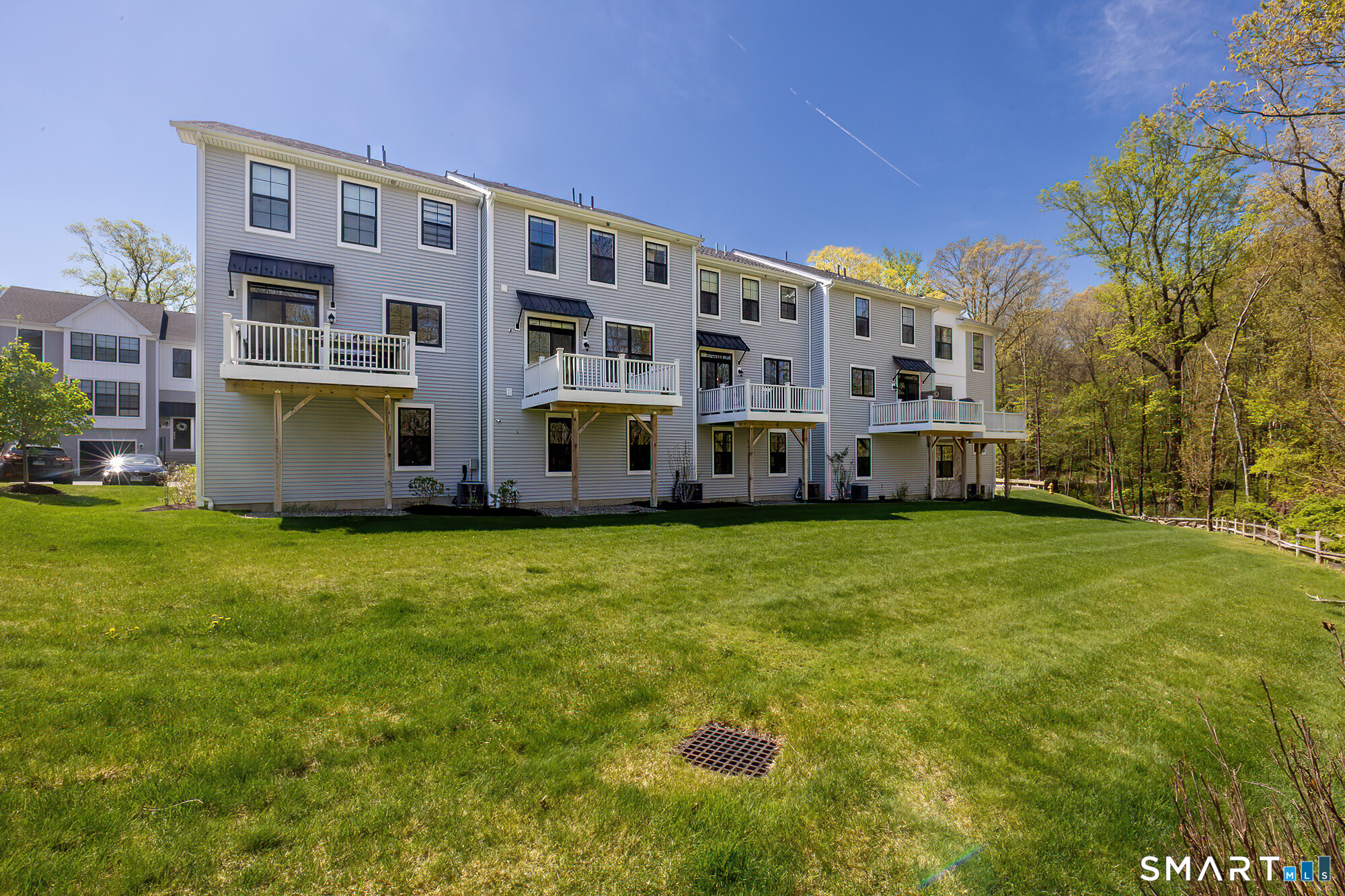 39 Brentwood Circle Danbury CT 06810