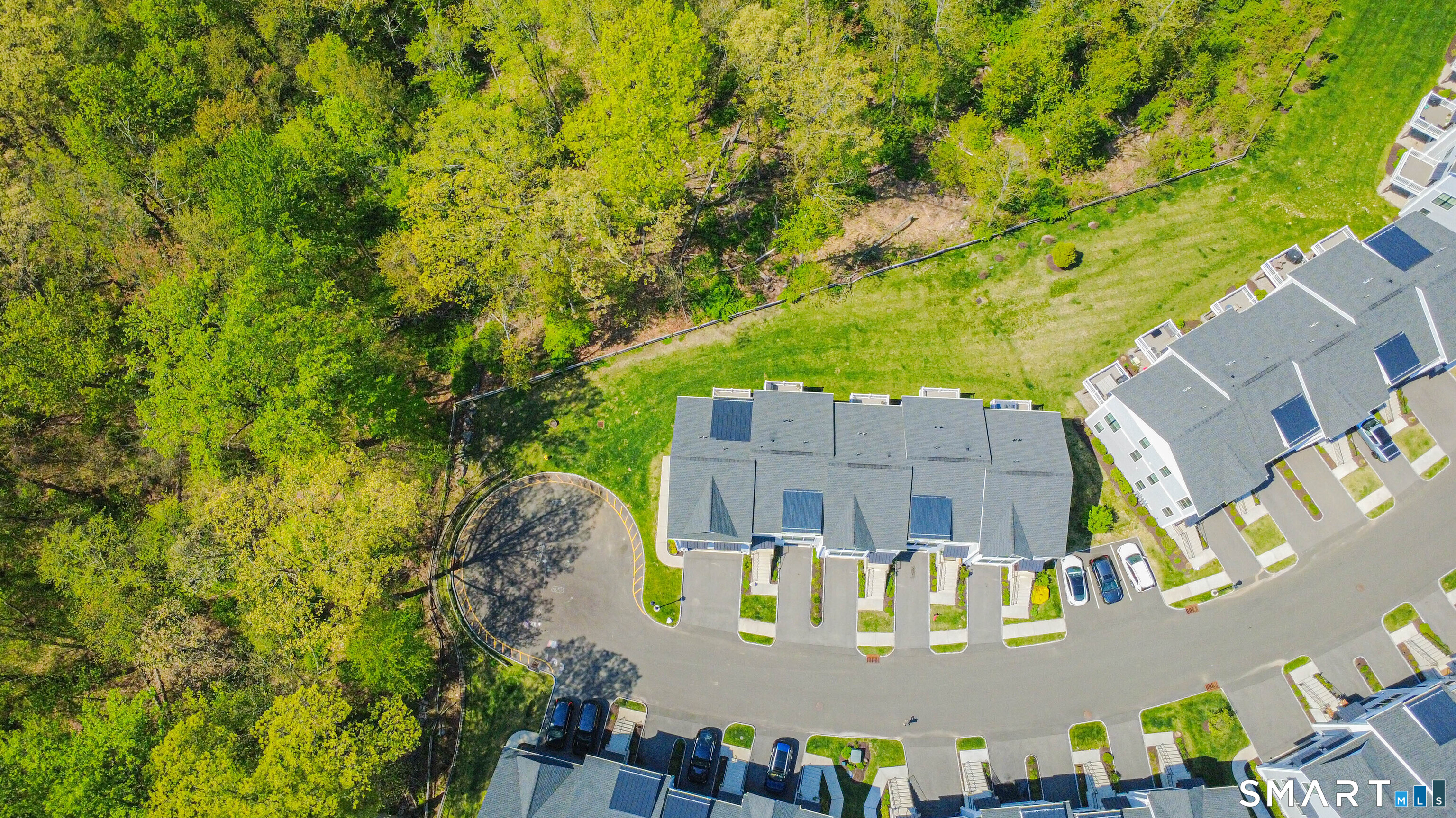 39 Brentwood Circle Danbury CT 06810