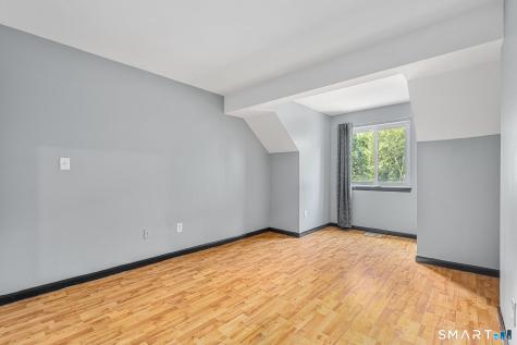 190 Tomlinson Avenue Plainville CT 06062