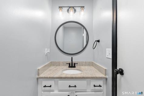 190 Tomlinson Avenue Plainville CT 06062