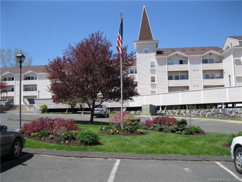 163 South Street Danbury CT 06810