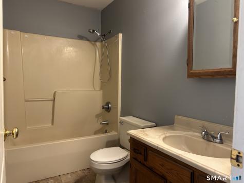 15 Glen Ridge Court New Milford CT 06776