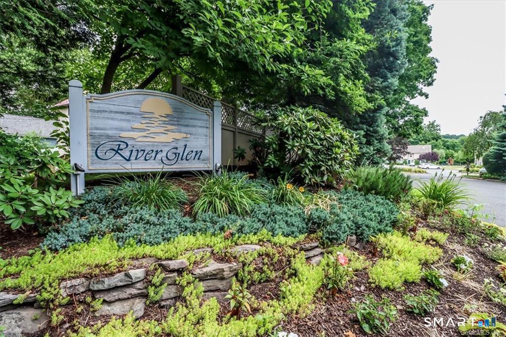 15 Glen Ridge Court New Milford CT 06776