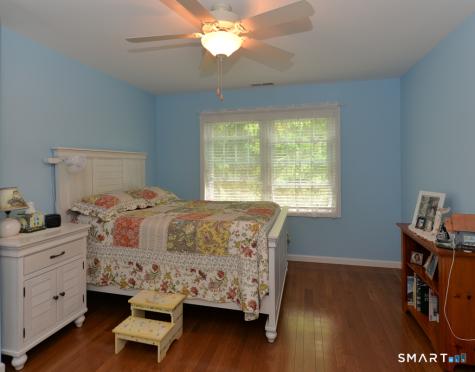 17 Woodbury Hill Woodbury CT 06798